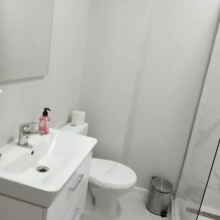 Apartament La Ion 2 *